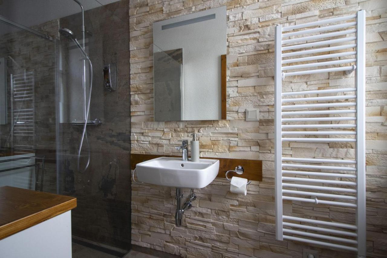 Apartman Srnka S Vyhladom Na Vysoké Tatry Exterior foto